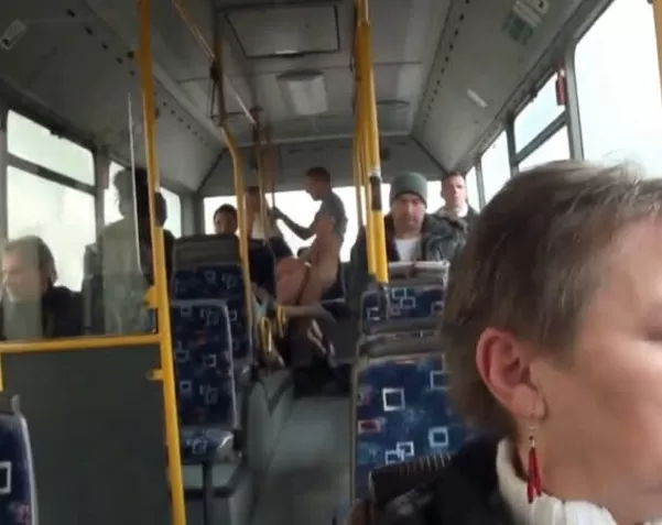Реально в автобусе - видео. Смотреть реально в автобусе - порно видео на balagan-kzn.ru